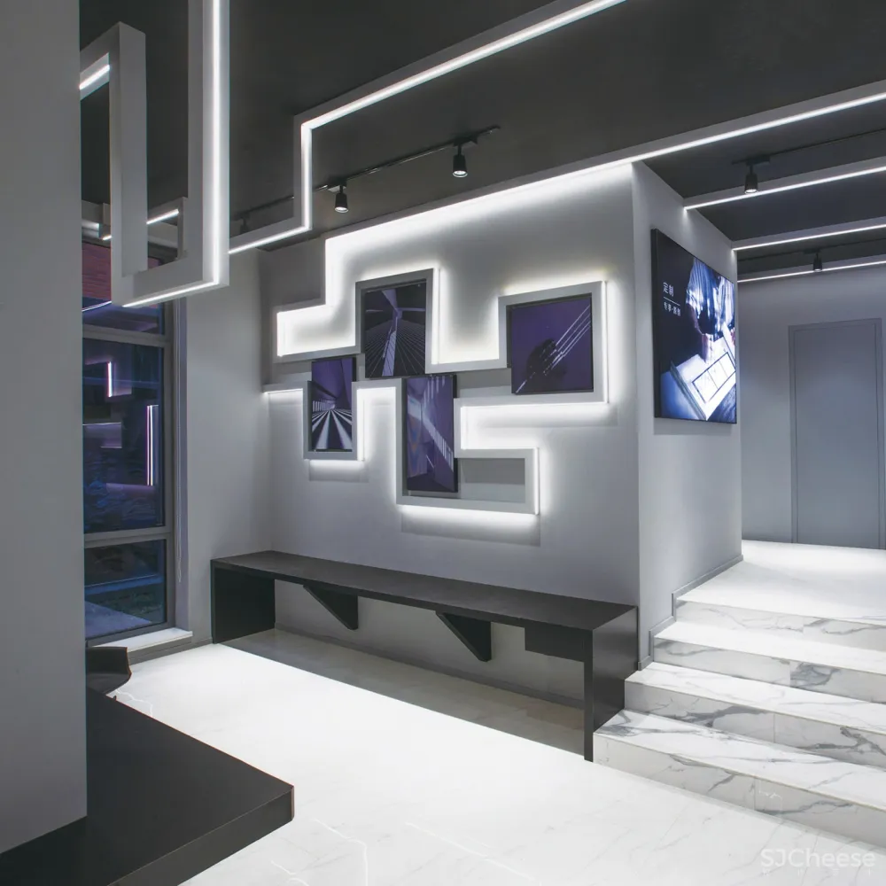 CIVRO希洛旗舰店,上海 / CROX闊合