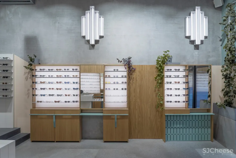 旧烘焙厂改造成的P.Y.E眼镜店 Facultative Works