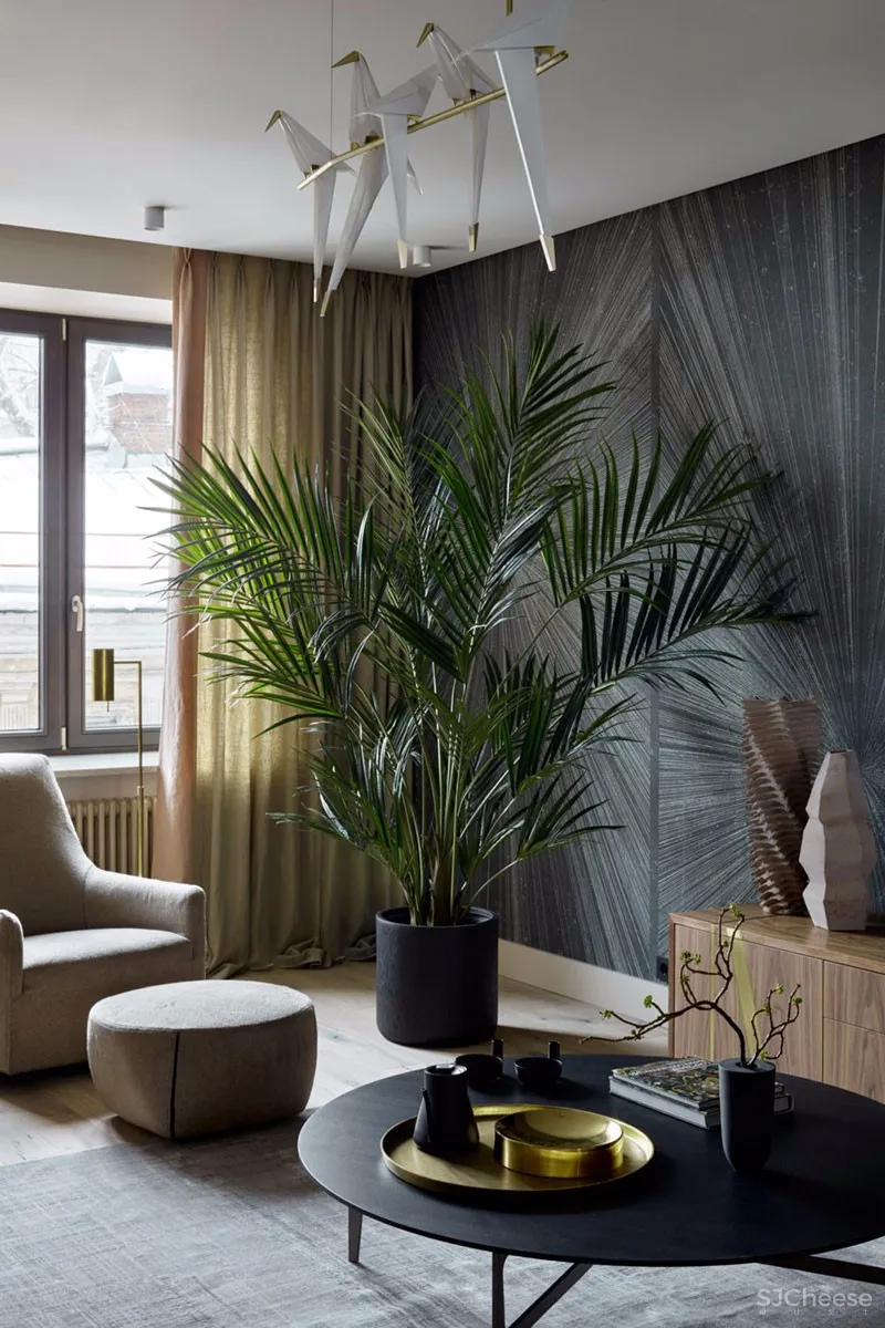 莫斯科有着多变墙面装饰的现代公寓