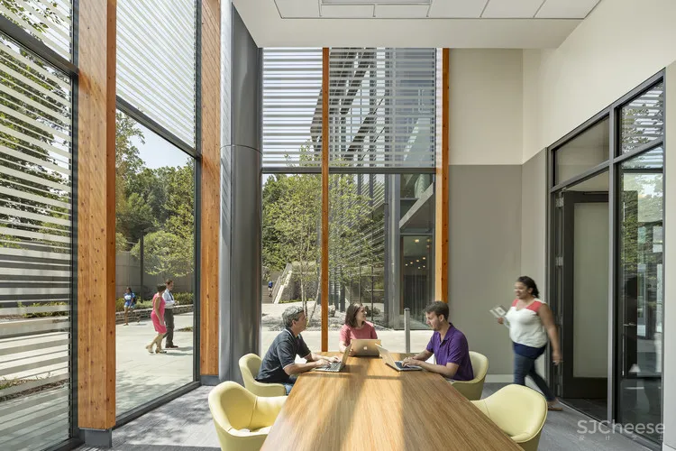 杜克学生健康中心 DudaPaine Architects