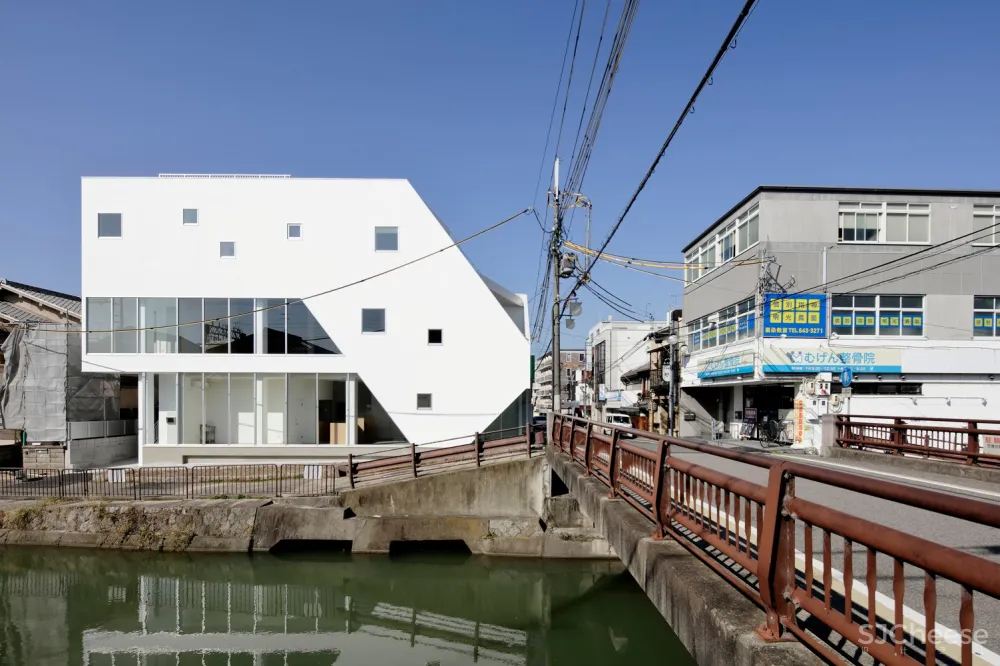 饮水思源的 Kanako 小楼 / EASTERN Design Office