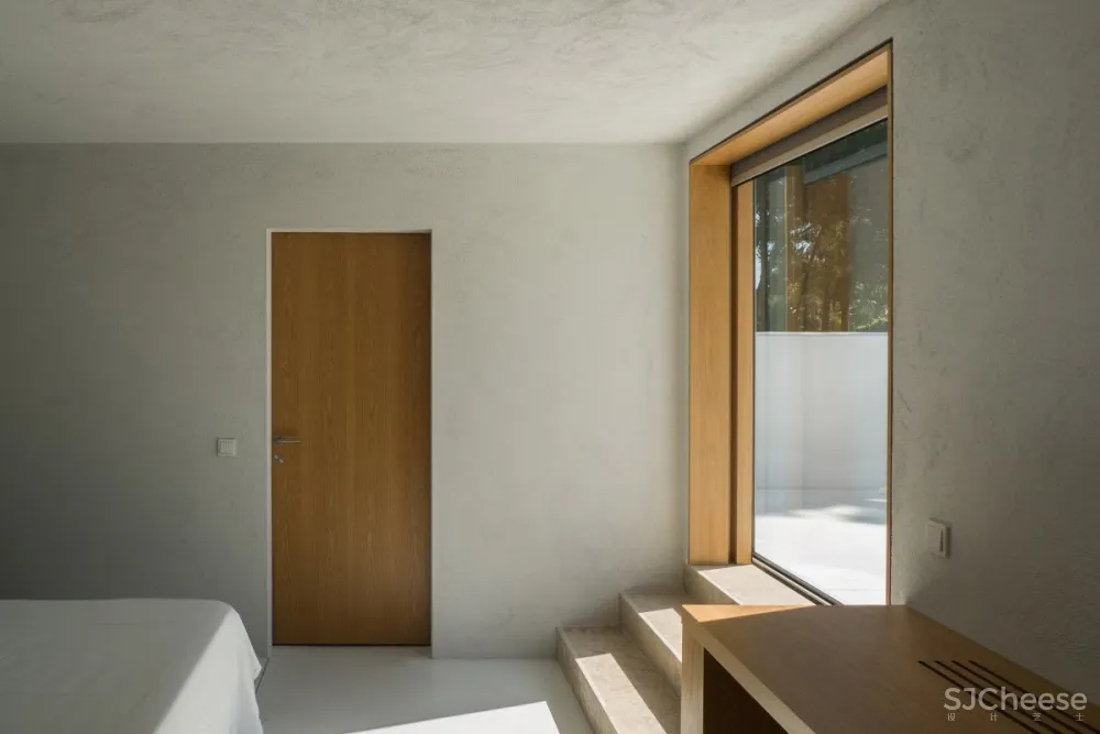 Troia住宅,葡萄牙 / Miguel Marcelino