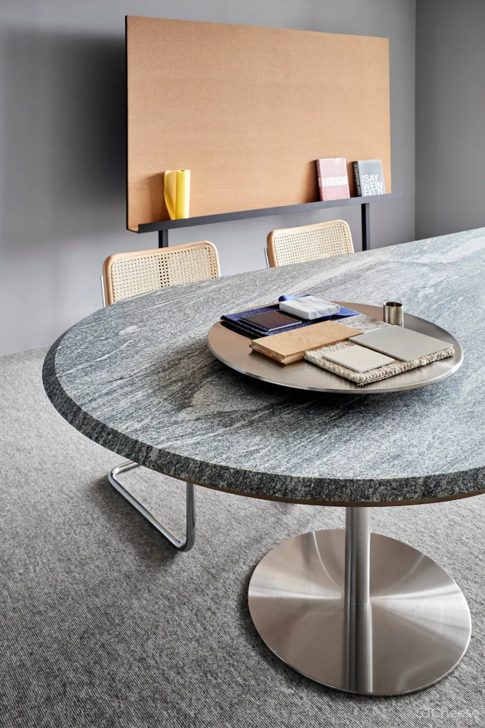 首发 | 不一样的灰色空间：Davidov Partners Architects工作室 首