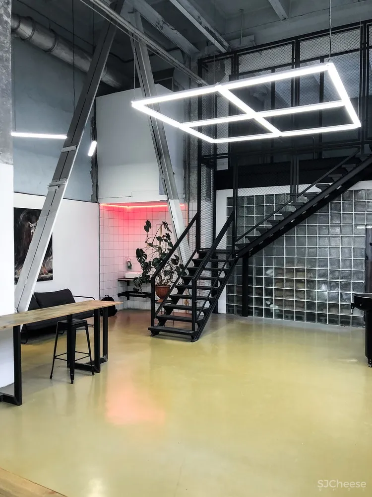 ZROBYM architects | 俄罗斯咖啡馆 Kitchen Coffee Roasters 首