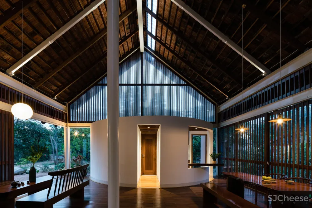 rear studio + AHO design studio | 柬埔寨YT House