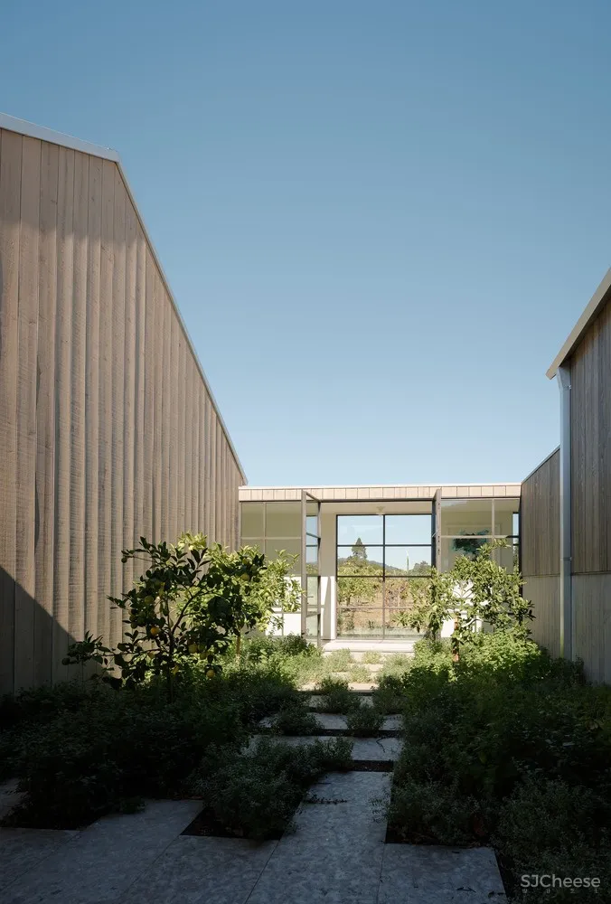 Field Architecture | 美国夫妇的葡萄园别墅 首