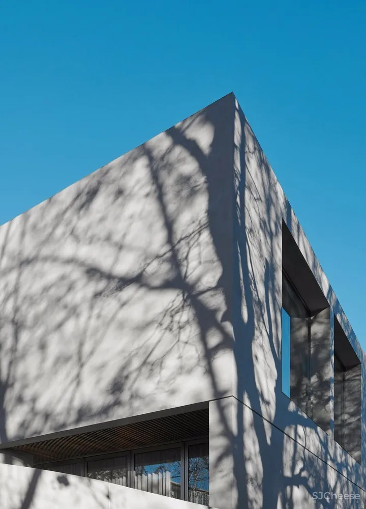 墨尔本现代风独栋大宅 | Davidov Partners 首