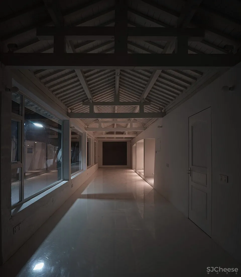 新作 | 阮晓舟设计工作室：“复”园 – 芷江西路社区活动中心改造