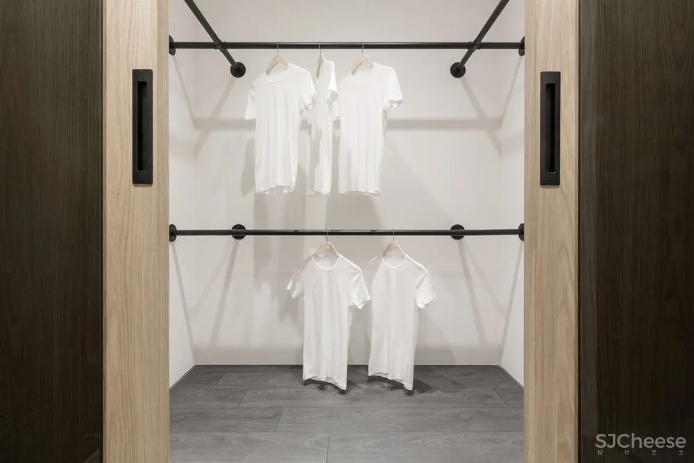 现实主义·口木平方 乘四研究所