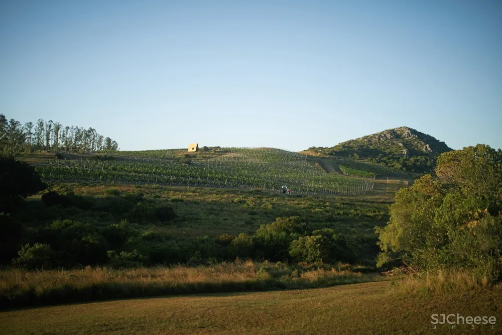 Sacromonte景观教堂 / MAPA Arquitetos