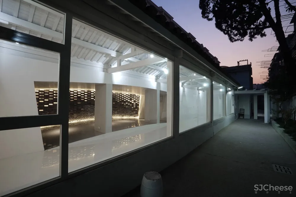 新作 | 阮晓舟设计工作室：“复”园 – 芷江西路社区活动中心改造