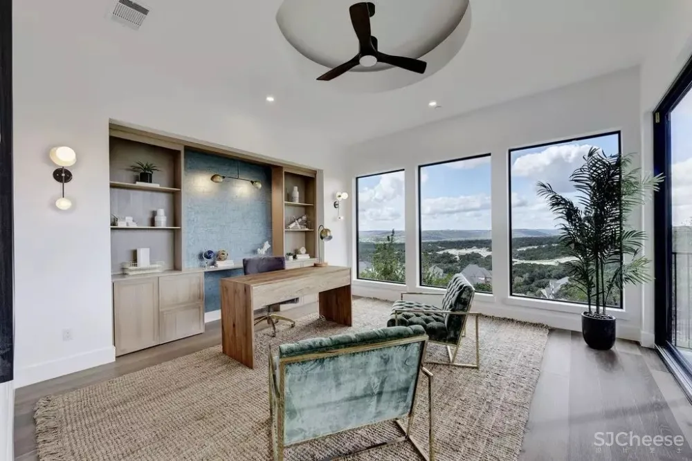 自然绿+白色,同样具有戏剧性和奢华感! 首