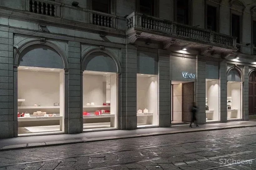 极简大师John Pawson 为意大利的“爱马仕”打造艺术馆式旗舰店丨格调十足 首