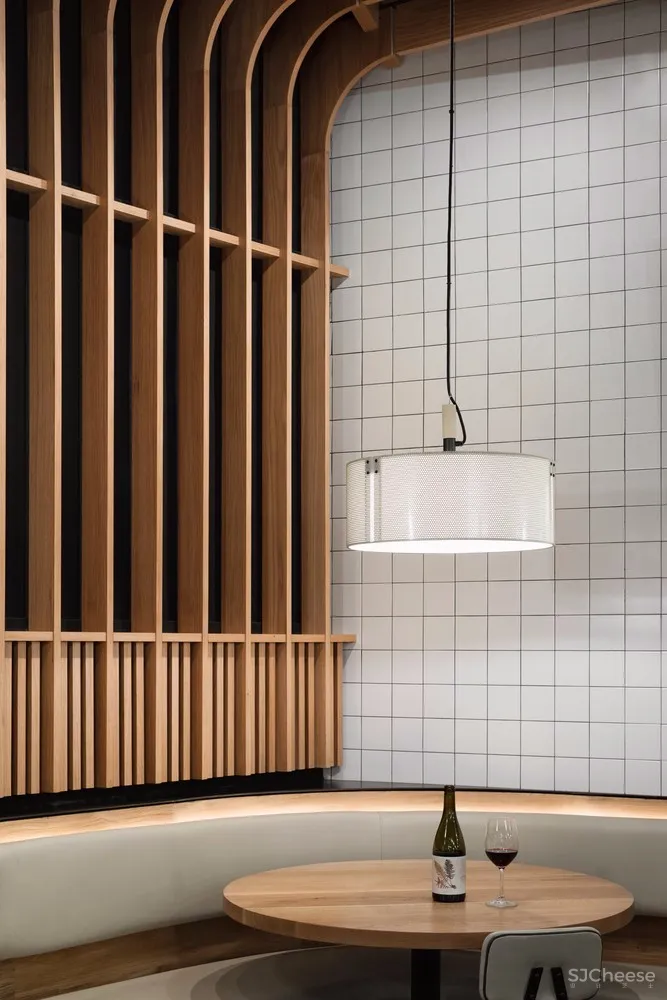 一个源自著名巴塞罗那市场的餐厅概念 | Razavi 首