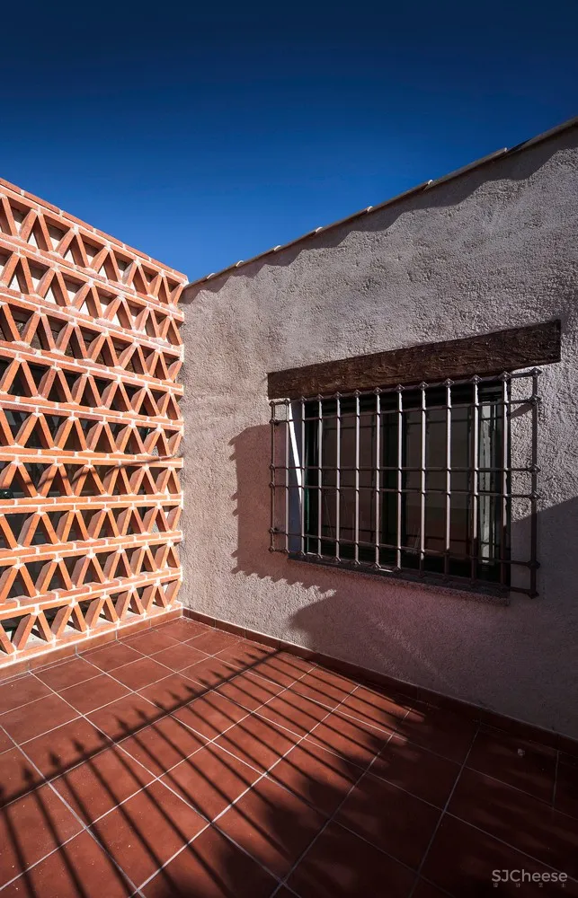 OOIIO Arquitectura | 西班牙传统小屋 Cottage in Las Herencias 首