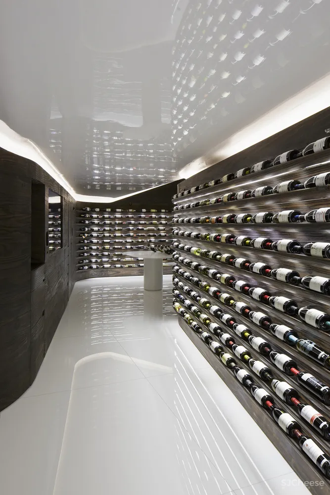 Mistral Iguatemi Wine Store Studio Arthur Casas