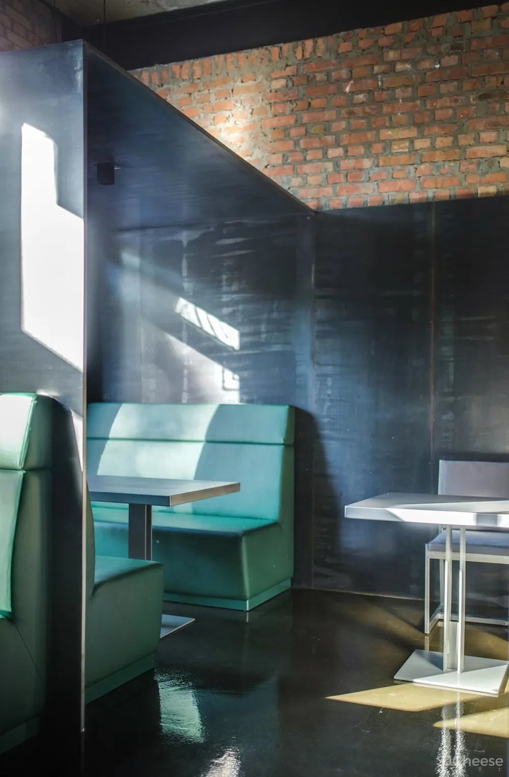 380㎡基辅的墨西哥汉堡店 | Slava Balbek 首