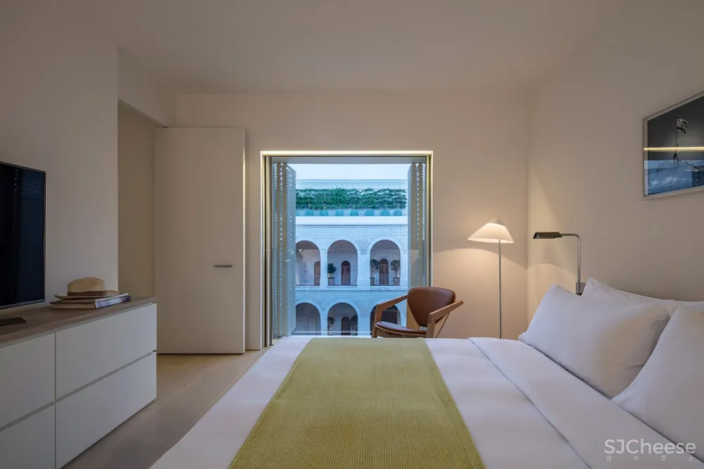 John Pawson | 以色列三居室公寓