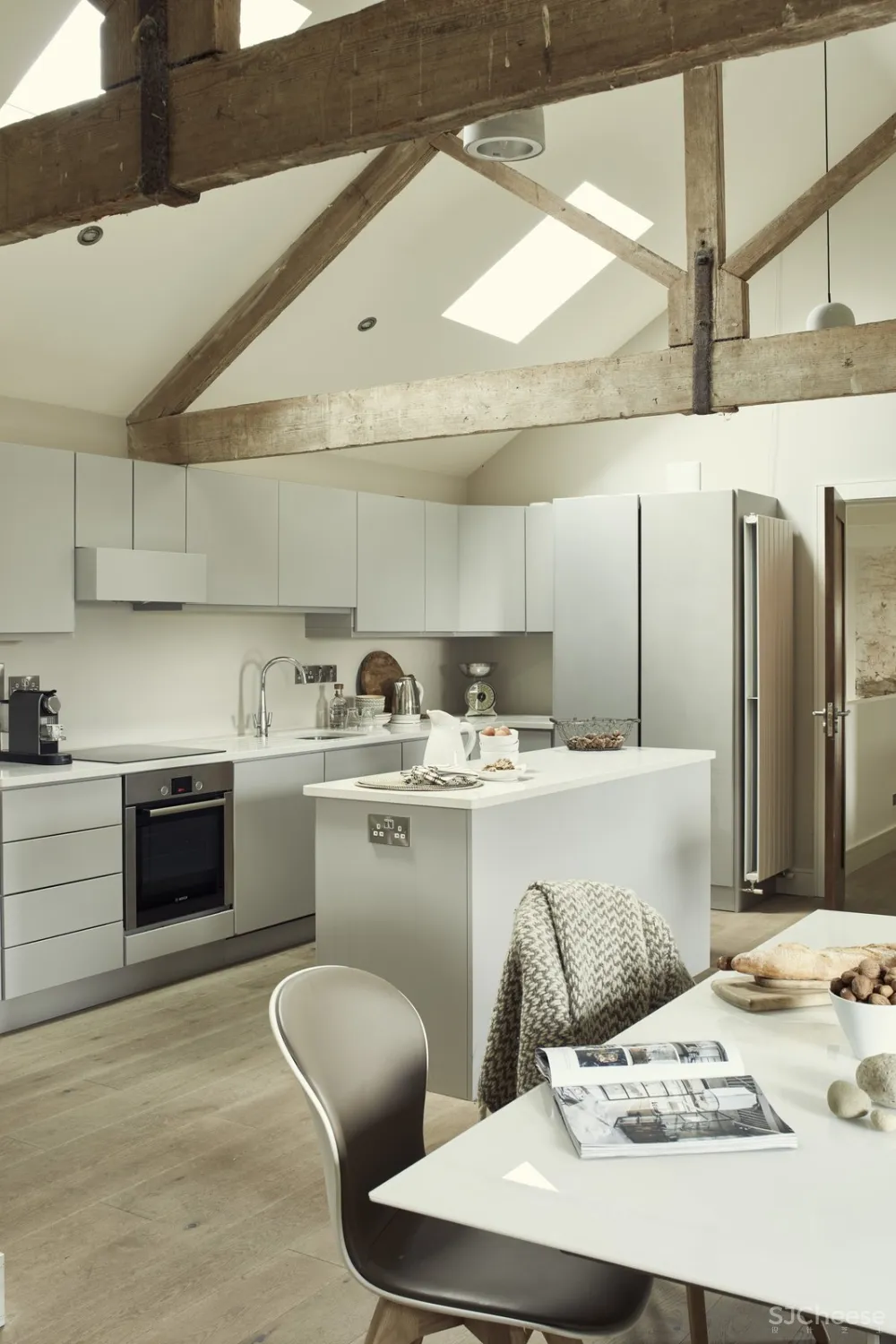 “绸带”爱尔兰旧别墅 DHB Architects