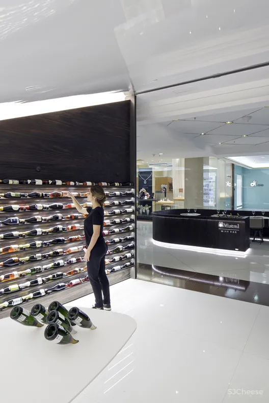 Mistral Iguatemi Wine Store Studio Arthur Casas