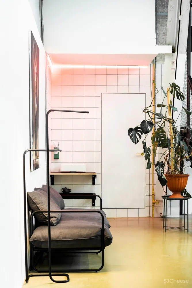 ZROBYM architects | 俄罗斯咖啡馆 Kitchen Coffee Roasters 首