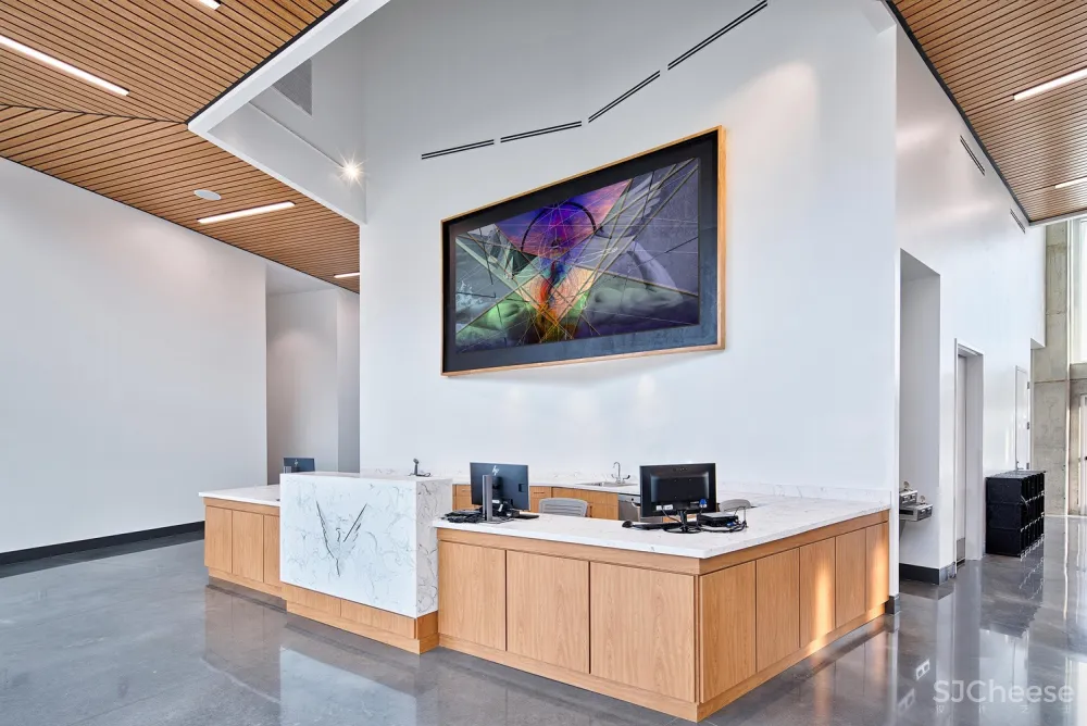 佛罗里达理工大学学生活动中心 / Straughn Trout Architects