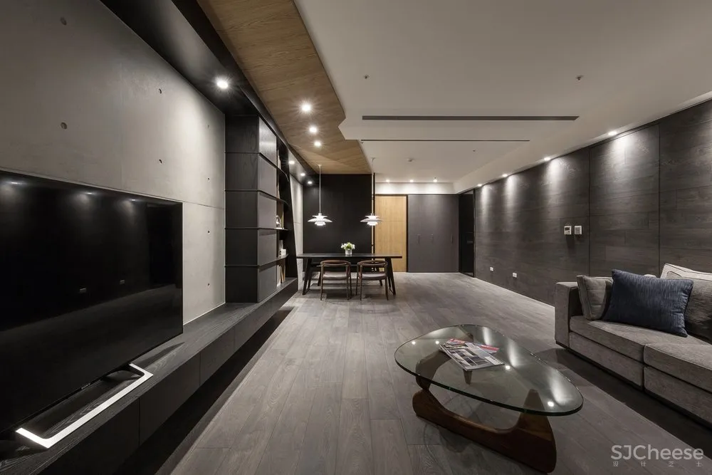 现实主义·口木平方 乘四研究所