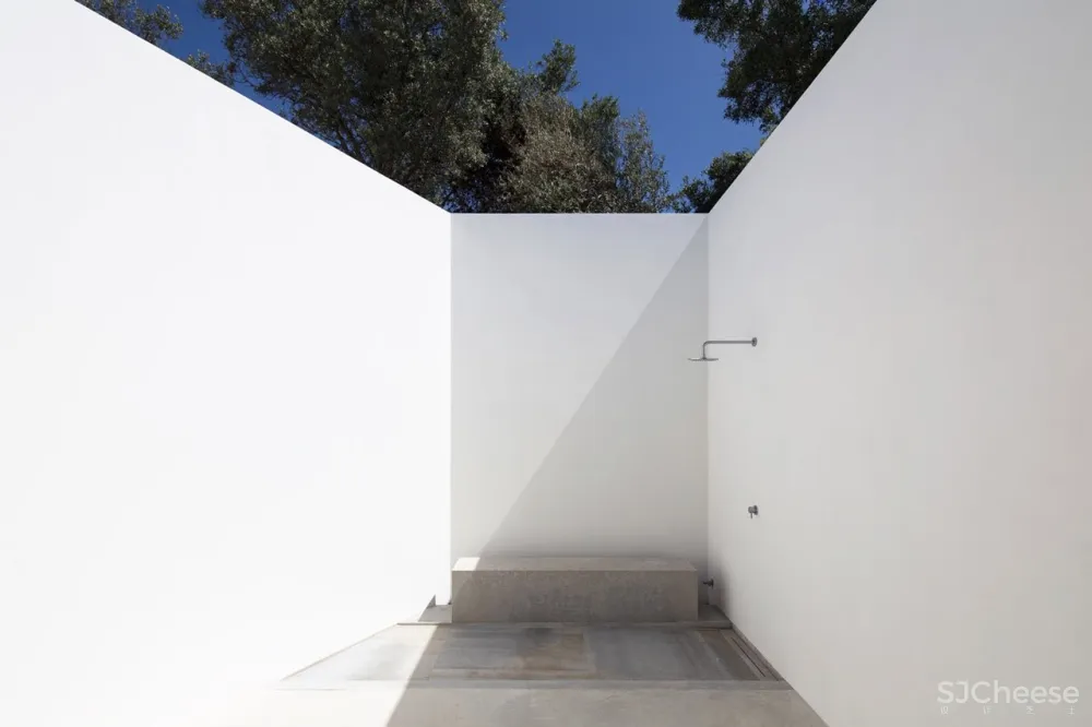 首发 | Casa Luum：葡萄牙乡村的极简主义