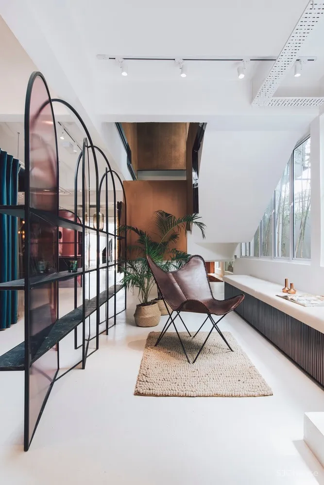 Mantab Workplace / S/LAB10 首