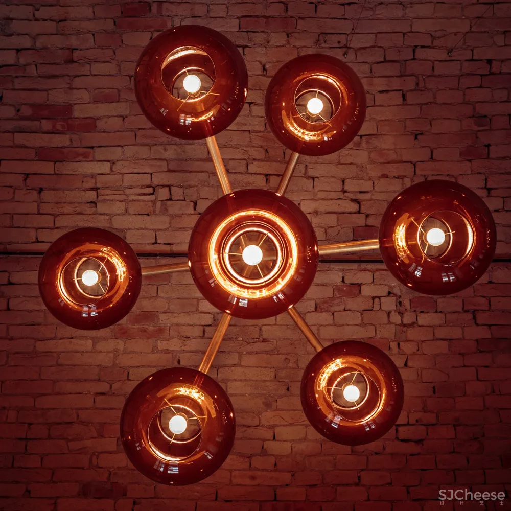 Dob3酒吧，布达佩斯 / 81font