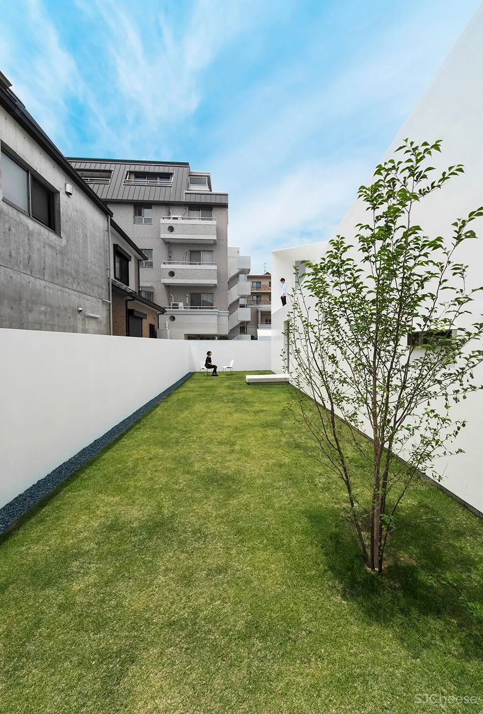 拓扑折叠住宅，日本 / Takashi Yamaguchi & associates 首
