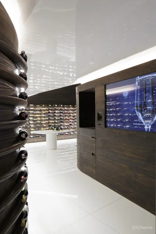 Mistral Iguatemi Wine Store Studio Arthur Casas