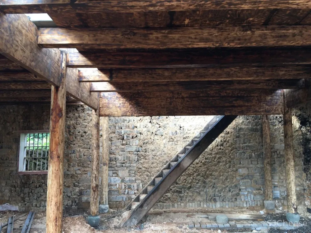 新作:隐于安吉深山老林的朴质乡居,美丽四季就在门前