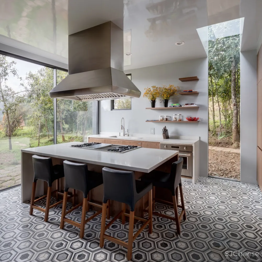 八个怪异户型,世上居然还有这种房子