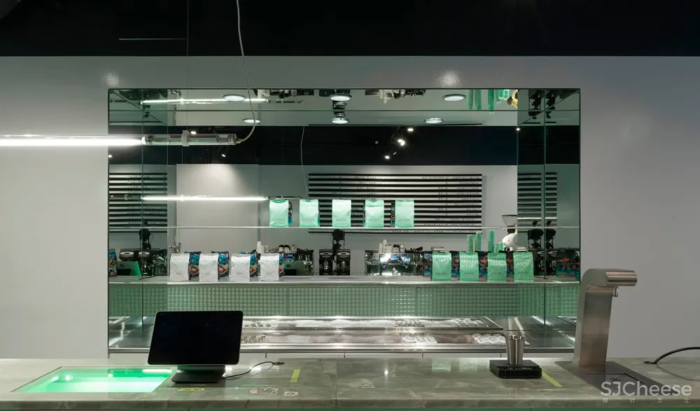 纽约布莱恩公园City of Saints咖啡馆 | Only If