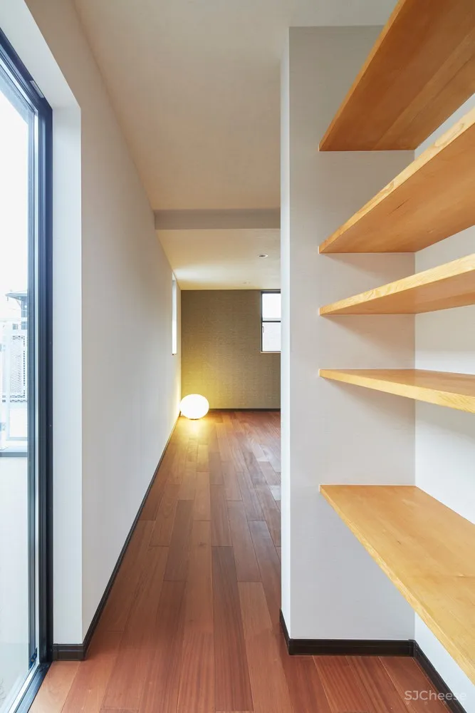 日本“吊脚楼”住宅 / Archidance