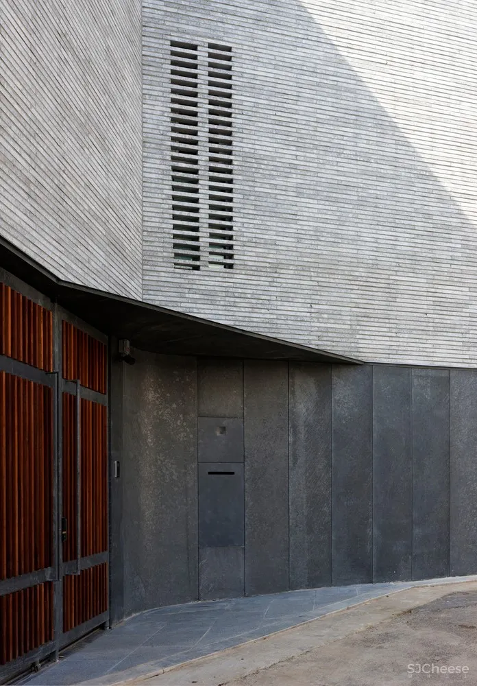 D•LIM architects | 既不花哨，也不简单：三花园住宅