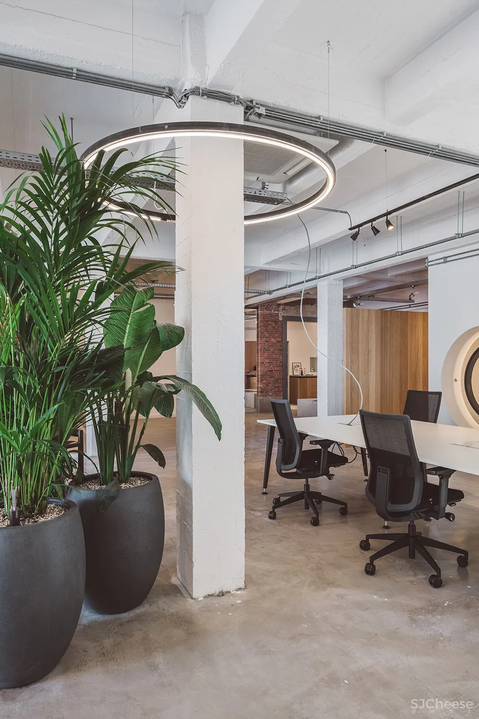 Boss数据高品质办公空间 | Philippe Corthout