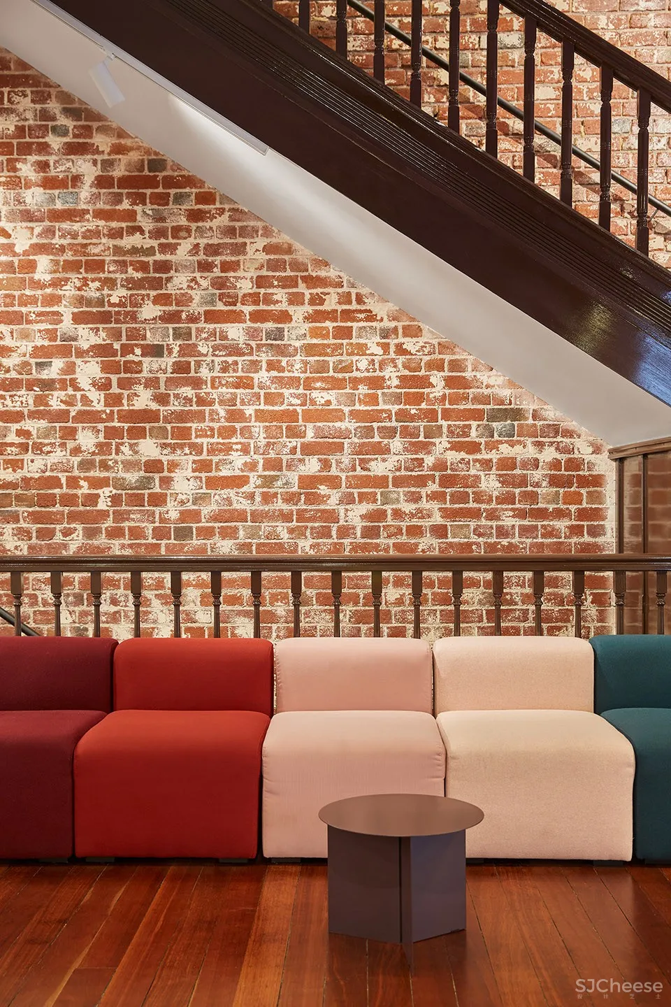 澳大利亚EF新国际语言中心 / ZMHD