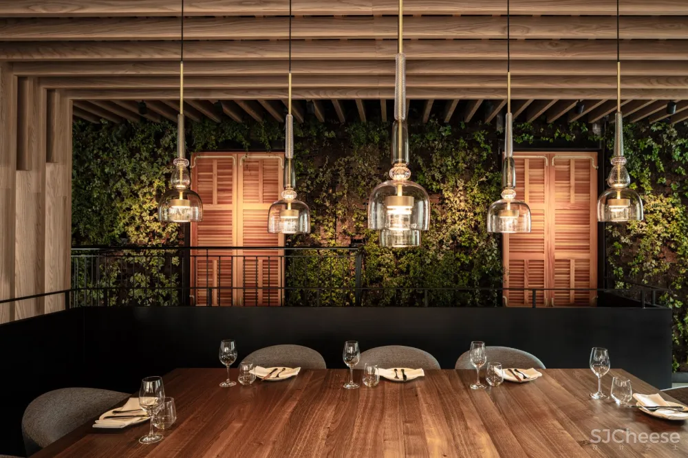 首发 | Kimmel Eshkolot Architects :木材划分的 Tel Aviv L28 餐厅 首