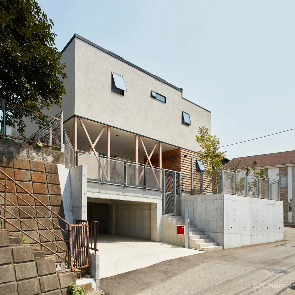 日本“吊脚楼”住宅 / Archidance