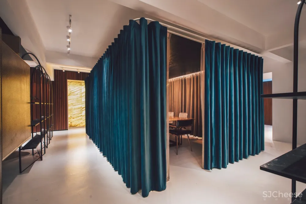 Mantab Workplace / S/LAB10 首