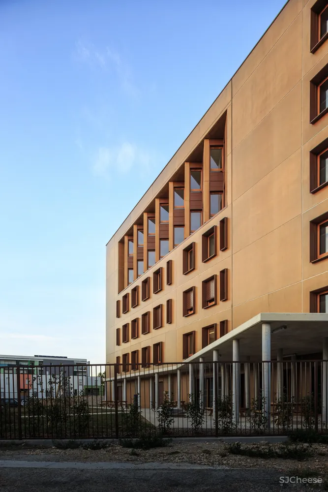 Regional Health and Social Training Institute Face À...