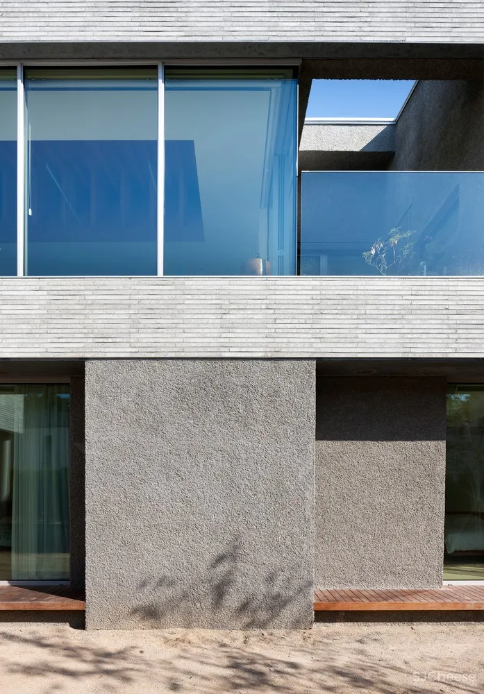 D•LIM architects | 既不花哨，也不简单：三花园住宅