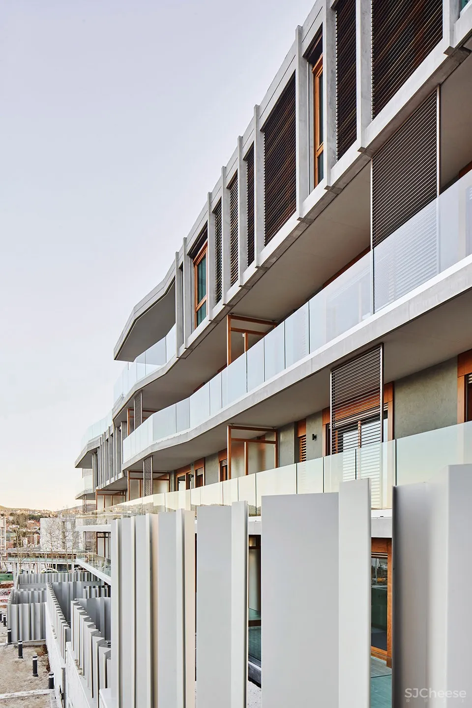 Espai Natura自然空间住宅楼，西班牙 / BAILORULL