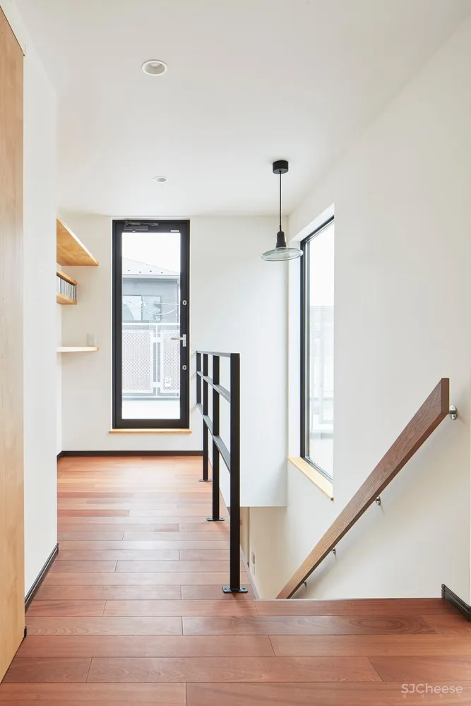 日本“吊脚楼”住宅 / Archidance