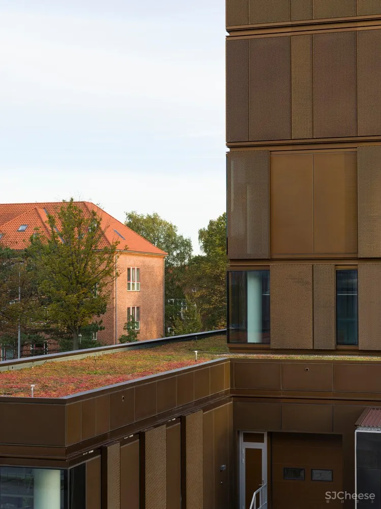 临床生物化学实验大楼 / Mikkelsen Architects