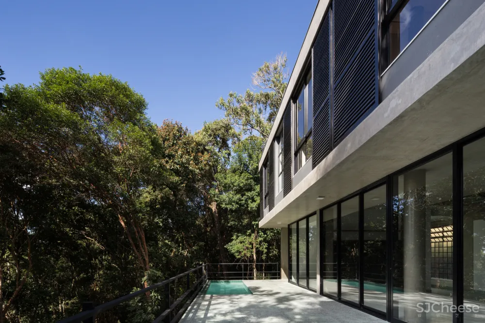 Jambreiro House Marcos Franchini + Flávia Lutkenhaus