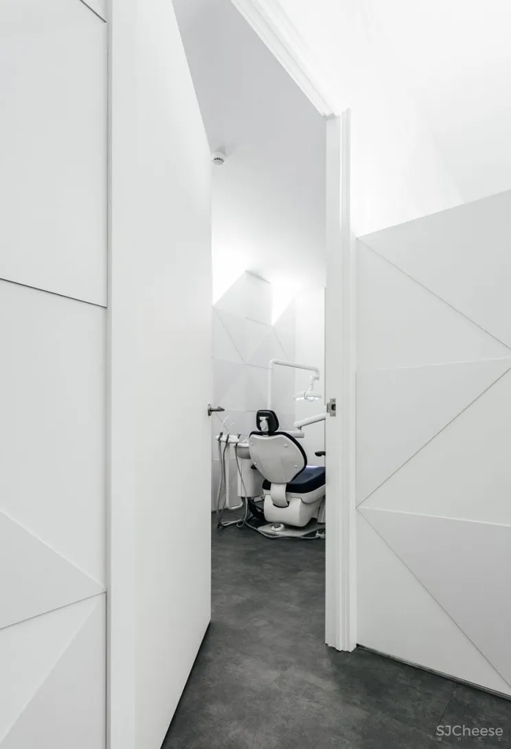 波尔图几何元素牙科诊所 Ren Pepe Arquitetos