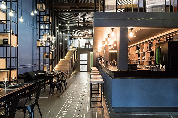 233m²圣彼得堡Cherdak工业风酒吧 CARTELLE DESIGN